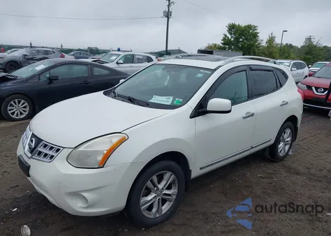 2013 Nissan Rogue Sv z USA, uszkodzony, nr VIN JN8AS5MVXDW109686